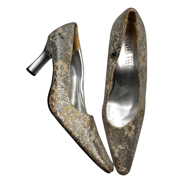 Street Feet | Glam Metallic Silver Floral Pointed Toe Block Heel Pumps Women's 9 - Picture 1 of 12